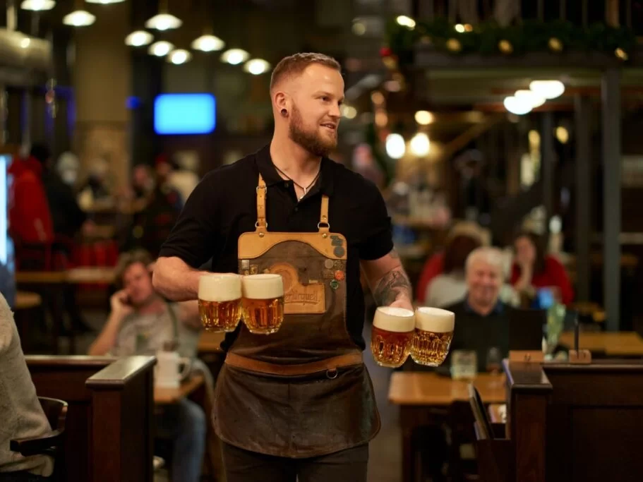 Prazdroj prodal méně piva. Za propadem nestojí jen chladné léto, ale i ústup klasických desítek